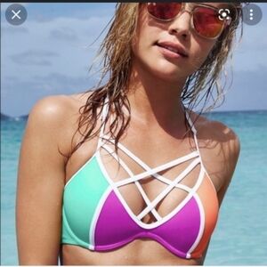 Victoria's Secret VS Pink Cage Strappy Bikini top M (A-C cup)